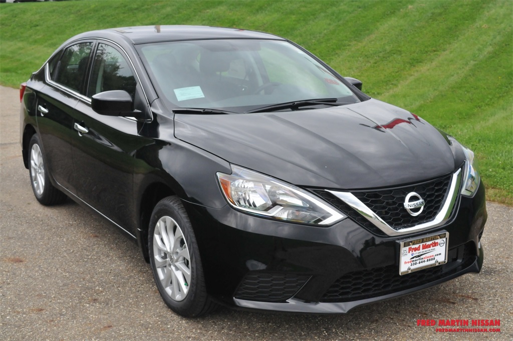 New 2019 Nissan Sentra SV 4D Sedan in Akron #5N19002 | Fred Martin Nissan