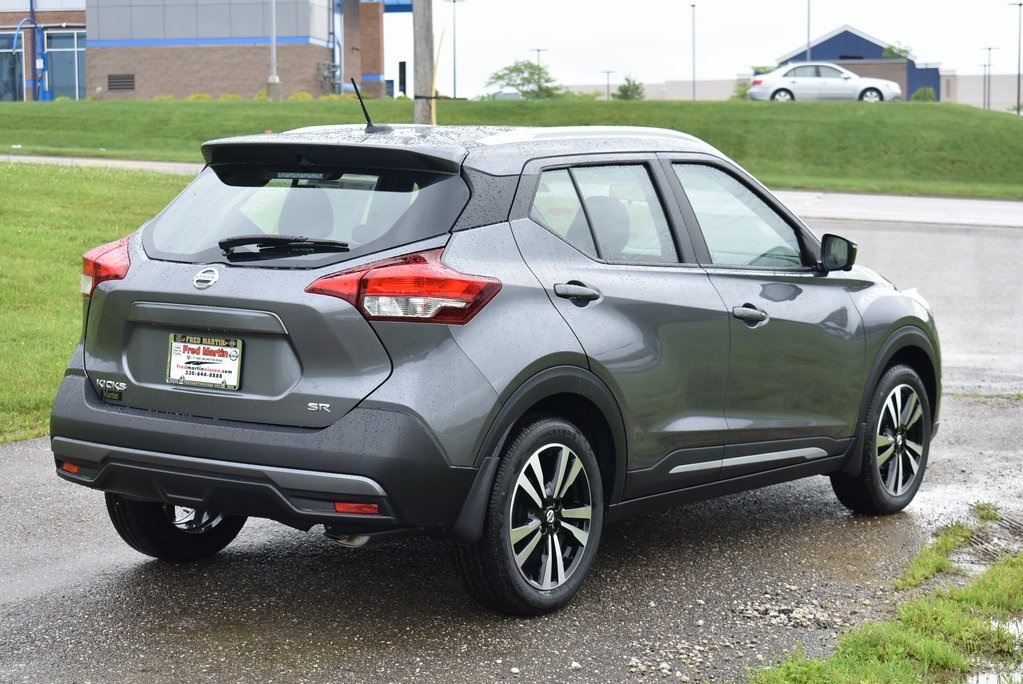 Nissan kicks sr