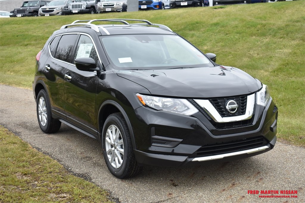 New 2020 Nissan Rogue SV 4D Sport Utility in Akron 5N20420 Fred 